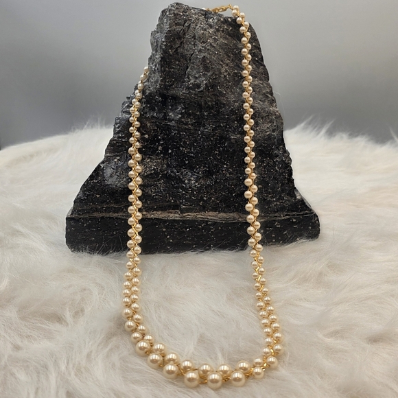 Elegant Vintage Gold Pearl Inspired Double Row Graduated 24" Necklace - Picture 2 of 8